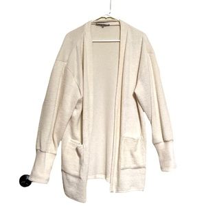 Cream knitted cardiganM/L
